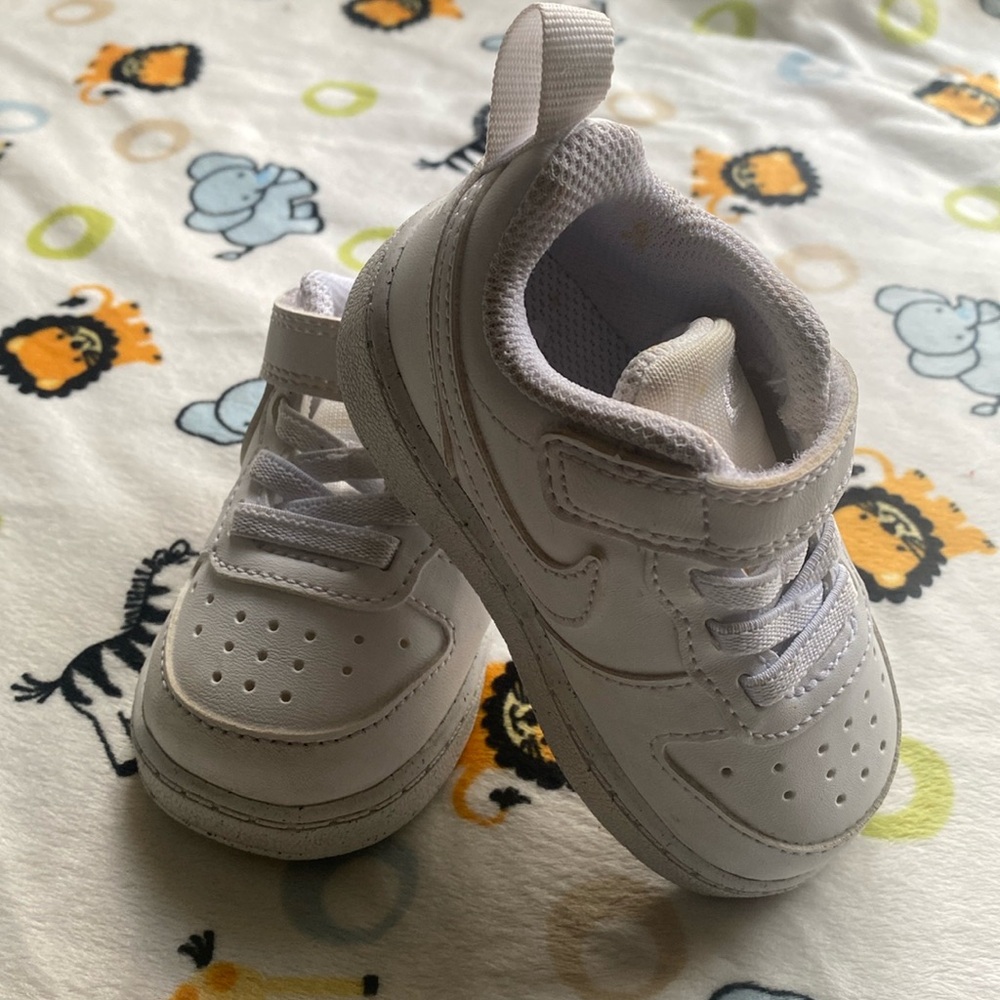 White Nike for baby boy 👦🏾!